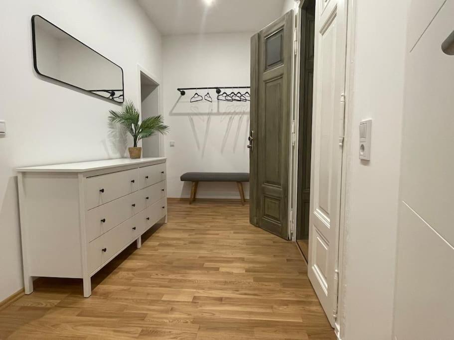 #Attraktive Altbauwohnung Im Leipziger Zentrum 1 Og Links Экстерьер фото